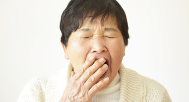 お年寄りの気になる口臭対策！歯の汚れが原因？